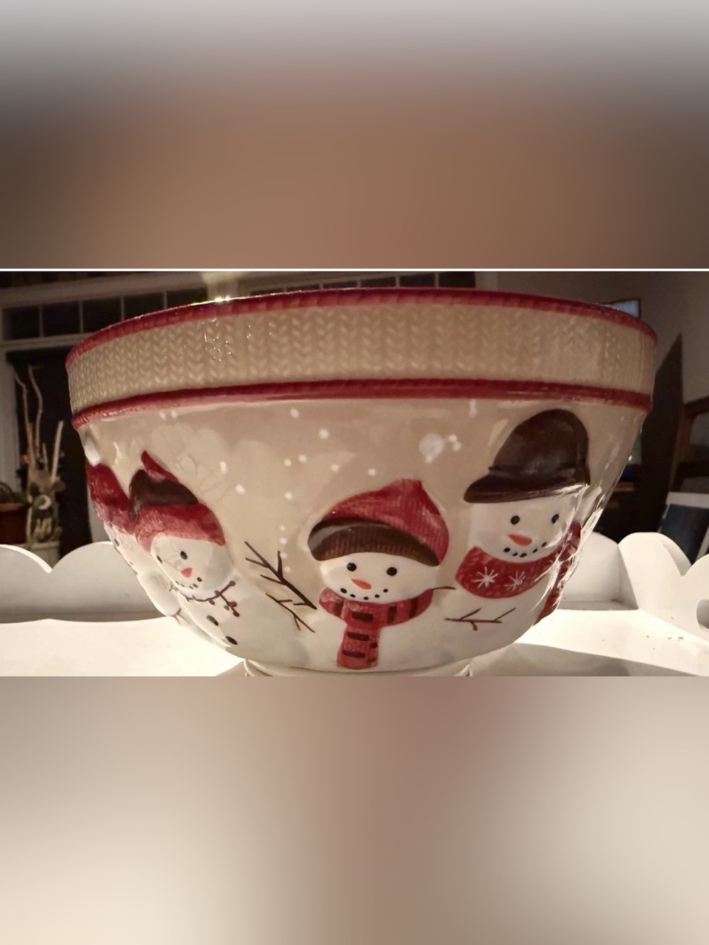St. Nicholas Square WINTER WISHES 5Qt Round Serving 10.5" Bowl Snowman Family